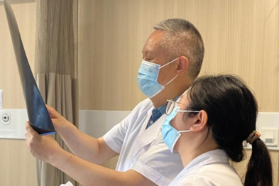 两次闯过生死关！24 岁女孩对抗罕见抗 NMDAR 脑炎，蓝生医护全力守护
