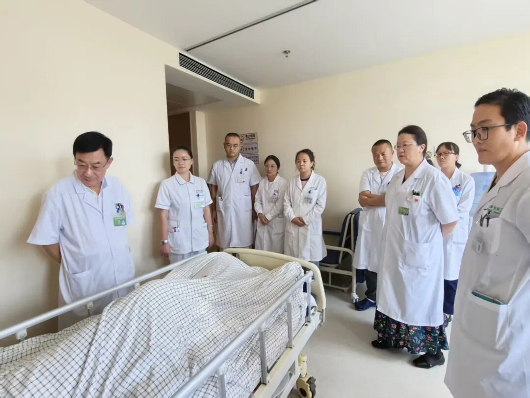 凌晨紧急「拆弹」——1 例 36 岁颅内动脉瘤破裂患者