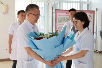 【中国医师节】内蒙古包钢医院开展医师节走访慰问活动