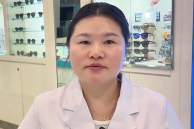 孩子成年度数可考虑摘镜，高度近视还需同步做眼底监测