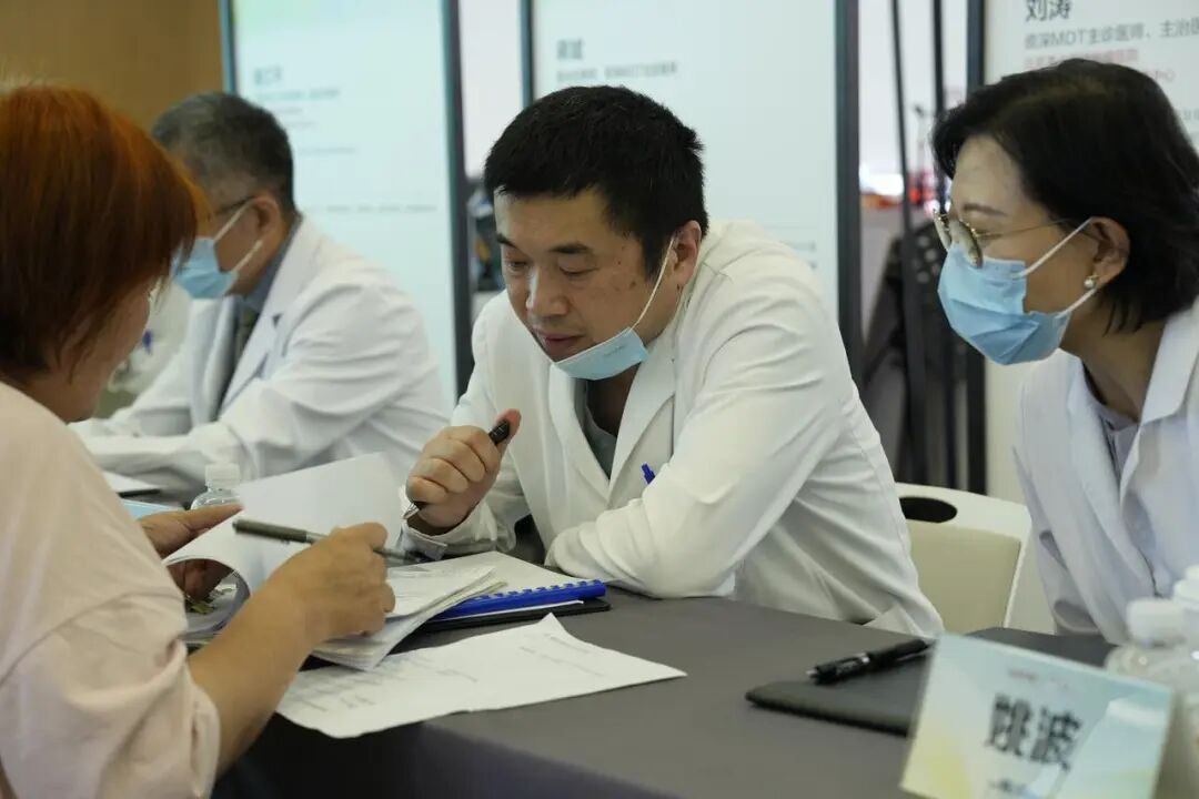 美中爱瑞 MDT 多学科义诊圆满完成,精准诊疗惠及胃肠肿瘤患者