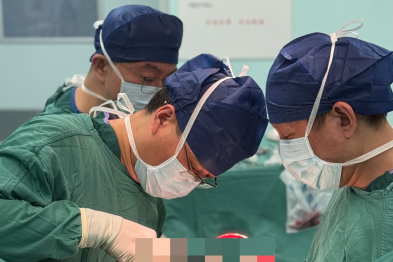 19 岁大学生走路似踩棉花 武汉大学人民医院骨外科精准「揪出」椎管肿瘤
