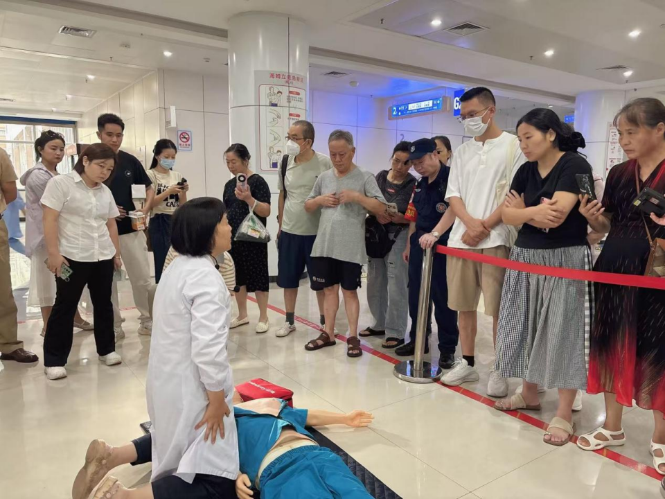 百年院庆惠民生,急救课堂在身边 ——南大二附院「救在身边」培训基地持续开讲