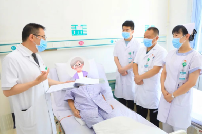 人文视角丨仁心护「她」健康 同心筑就希望