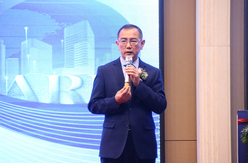 哈尔滨爱尔眼科彭绍民院长参与撰写《中国老视矫正多专科管理专家共识(2026 年)》
