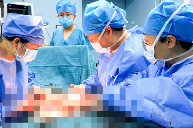 生死时速，托举新生！多学科协作成功救治脐带脱垂产妇