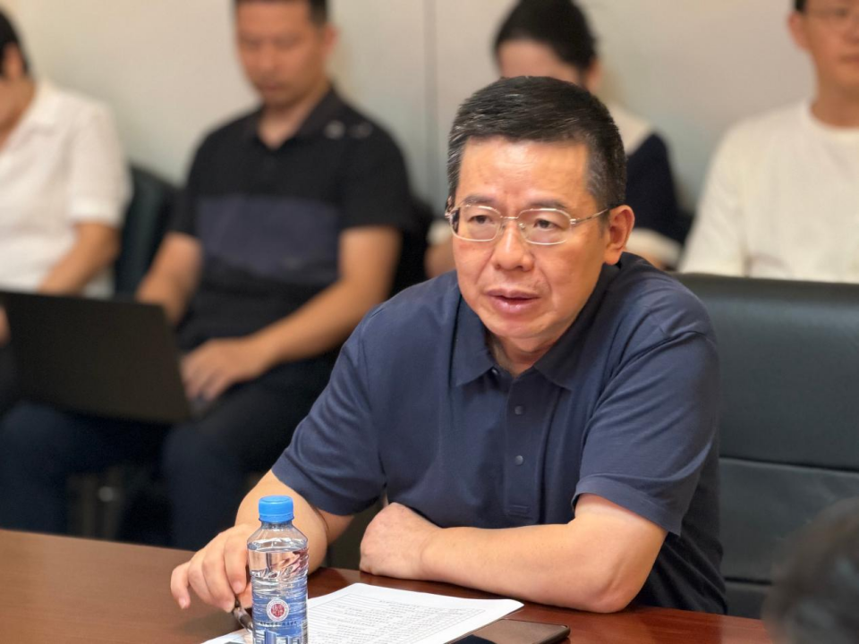 百年仁术济苍生,科普惠民启新章 ——南大二附院医学科普研究所召开健康科普丛书遴选评审会