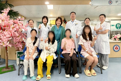 从 11 岁到 16 岁，洪莉教授团队连续攻克四例高难度阴道闭锁微创手术