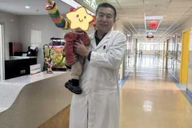北京儿童医院新疆医院（自治区儿童医院）完成一例超低体重食管闭锁早产儿微创手术