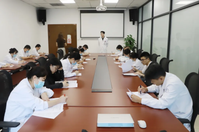 中国医师节丨礼赞白衣，致敬医者——我院开展 2026 中国医师节活动