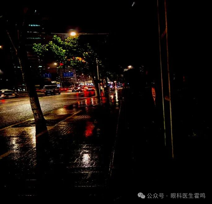 一到夜晚就看不清?这有可能是夜盲症,一定别忽视!