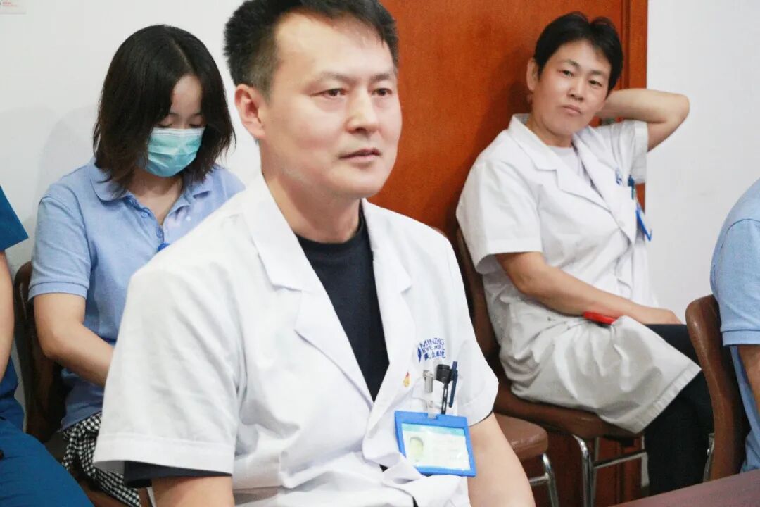 中秋福利暖人心 围坐畅谈听心声|北京华厦民众眼科医院开展 2026 年员工沟通交流会