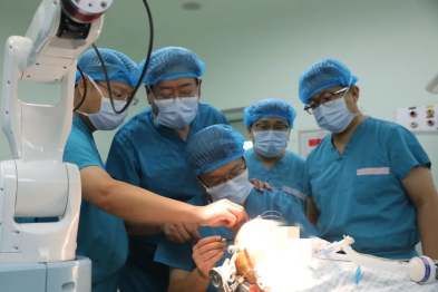 再次突破！从「意念」到「握持」——脑科医院完成全市首例植入式脑机接口手术