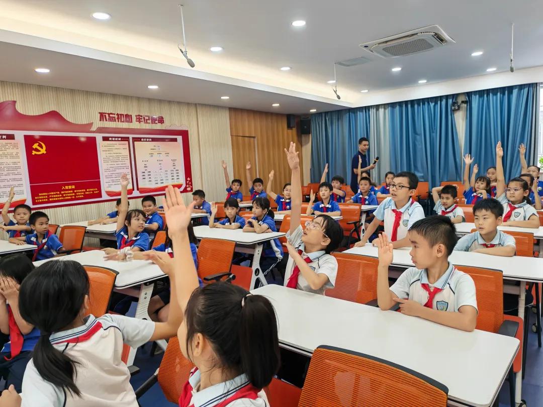 近防 365・瞳爱伴我行|佛山华厦眼科护眼讲座走进惠景小学