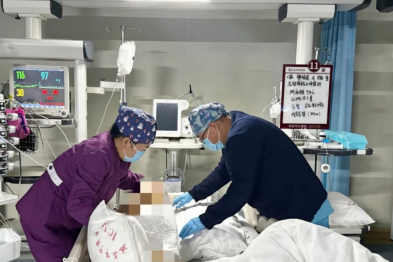国庆坚守生命防线，ICU 恪尽职守点亮生命之光