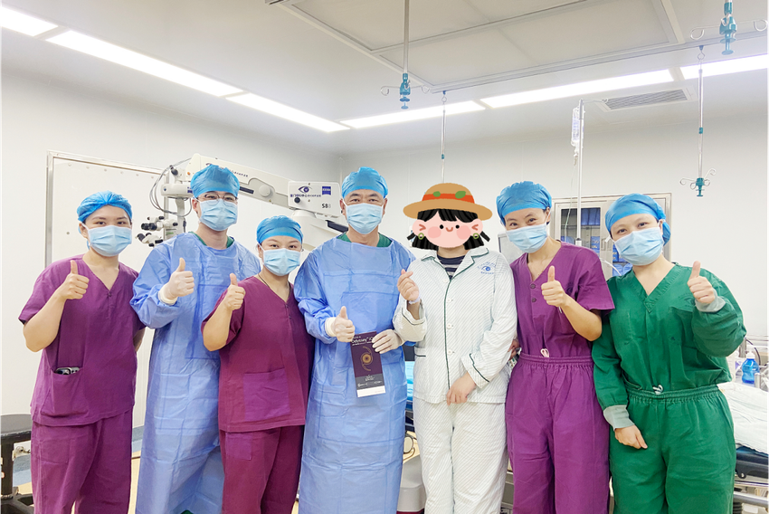 厦门眼科中心漳州眼科医院,一次手术同步解决患者多重眼病问题