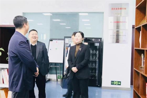 热烈欢迎湖南省保靖县古秀锋常委、麻春兰县长一行莅临我司考察交流！