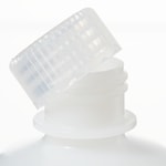 Nalgene™ 高密度聚乙烯带盖实验室级窄口瓶