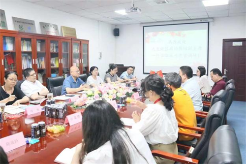 热烈欢迎九龙坡区政协周韬副主席一行莅临威斯腾生物考察调研