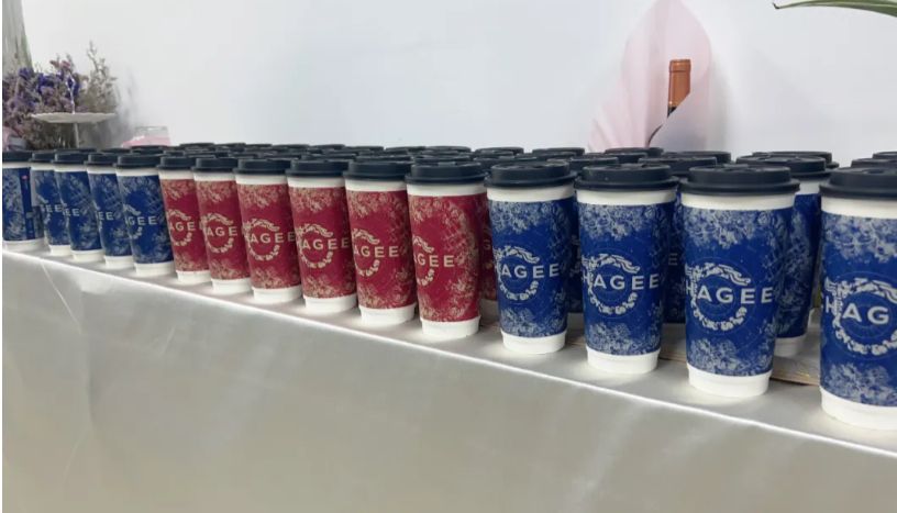 秋天的第一杯奶茶