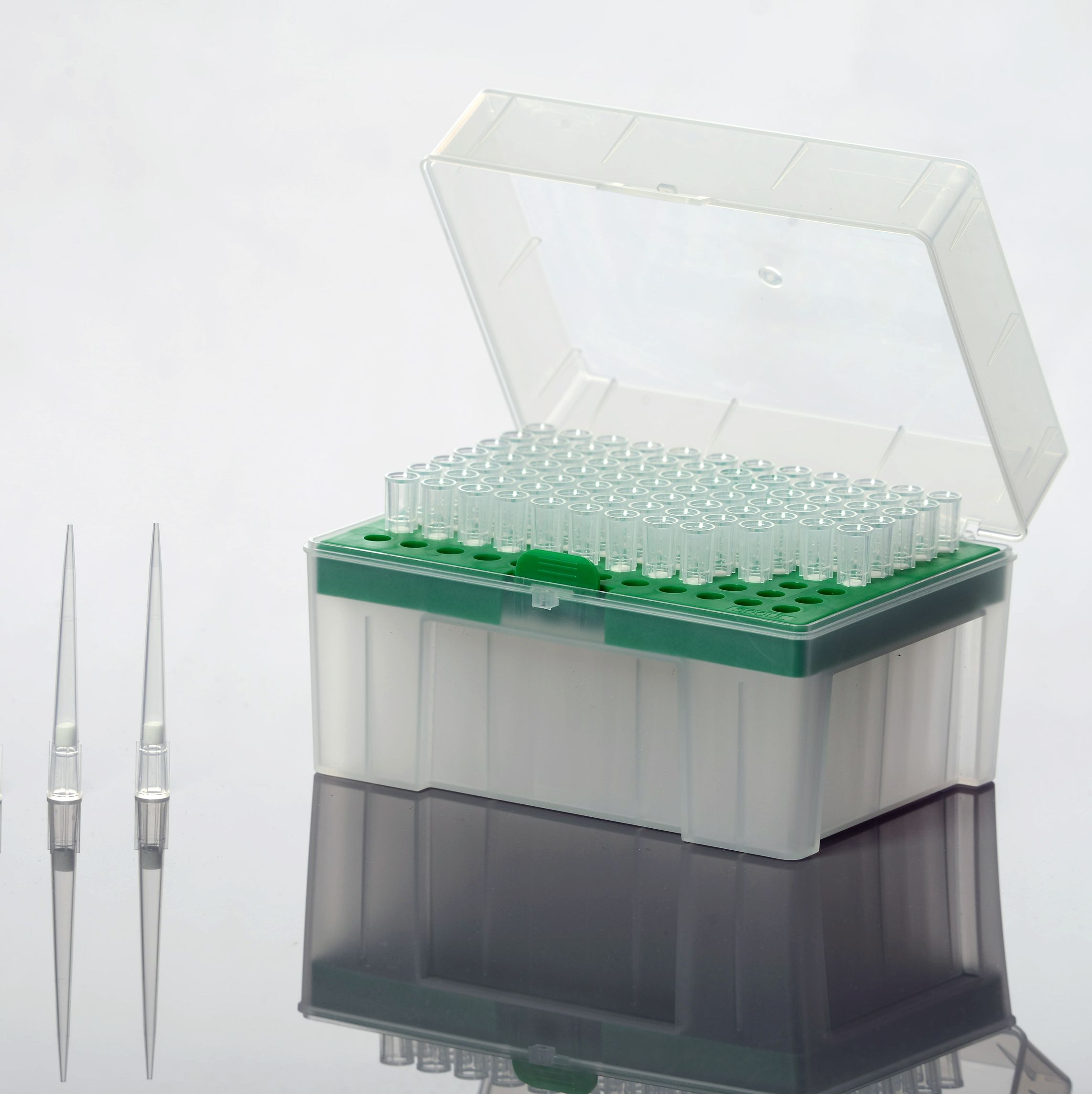 1000μl透明吸头，带滤芯，长度102mm，盒装，无菌