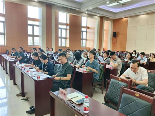 威斯腾生物产业研究院周勇教授受市卫健委邀请为重庆市150余家医院科研处做学术报告