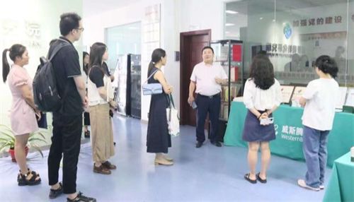 热烈欢迎义翘神州总经理张杰博士一行到威斯腾生物产业研究院交流访问