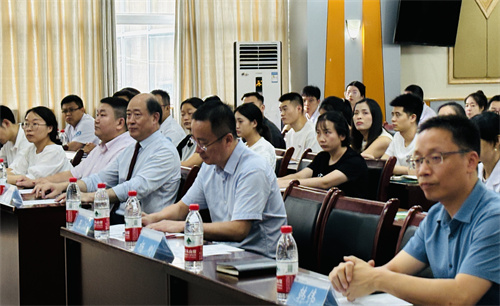 威斯腾生物产业研究院院长周勇受邀为江苏省人民医院重庆医院做学术报告