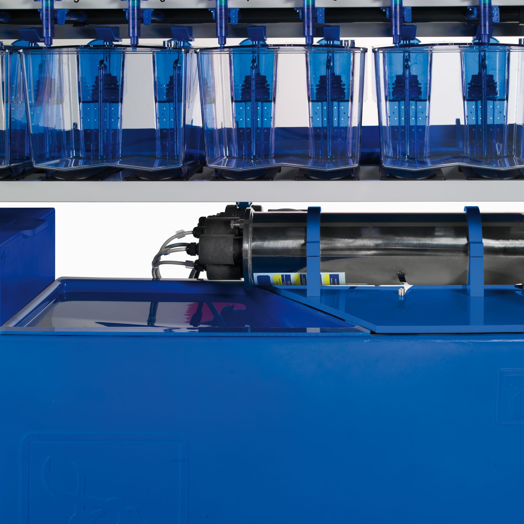 斑马鱼饲养 (ZebTEC Rack with Active Blue Technology)