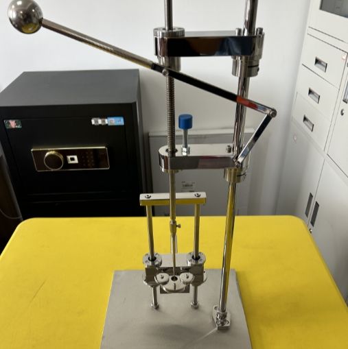 BHL-02型台上式手动加塞机