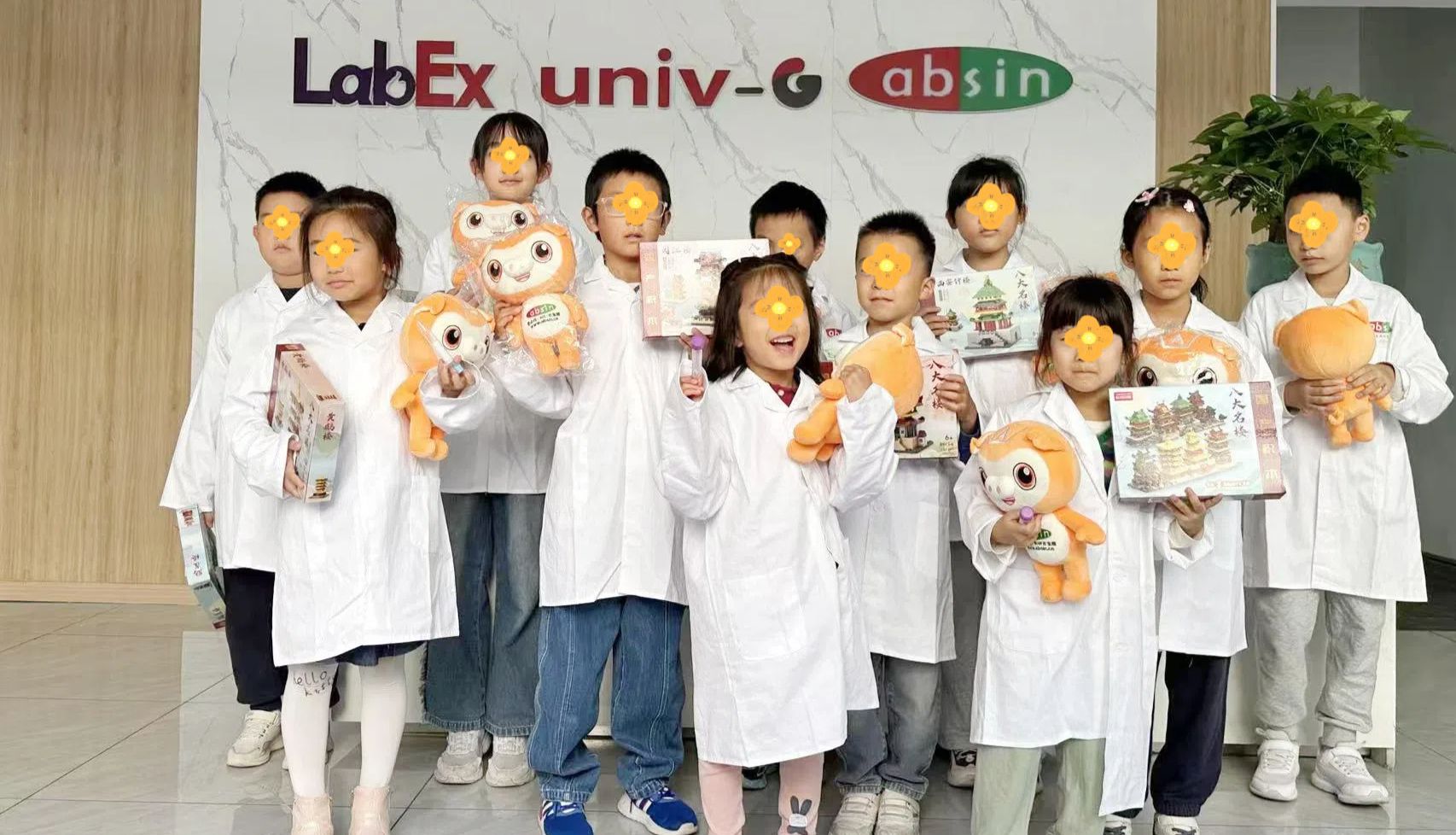 《小小科学家》探索生命的奥秘，点燃科学梦想