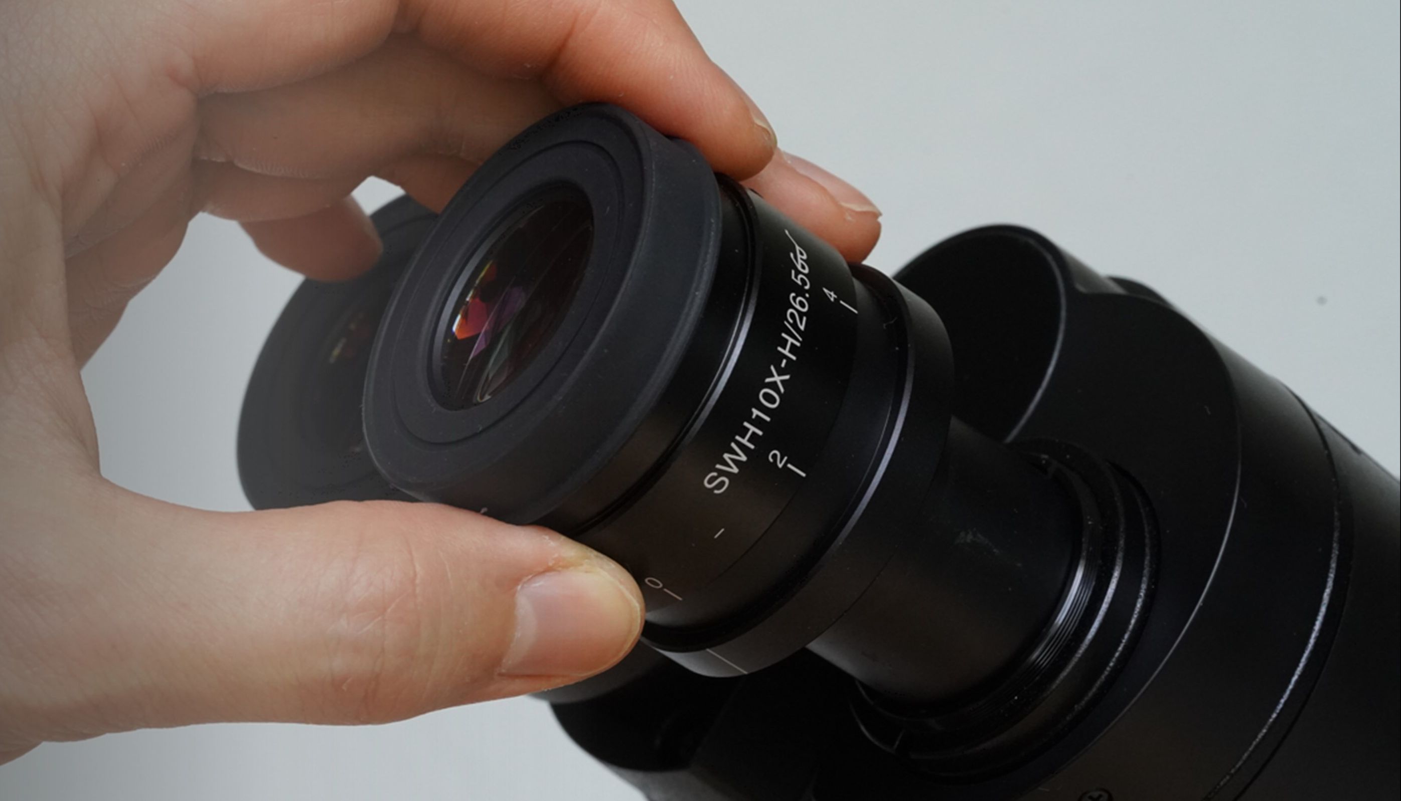 所见更多，跃升效率 | 奥伟登发布全新沉浸式超宽视野显微镜，助力精准病理决策！