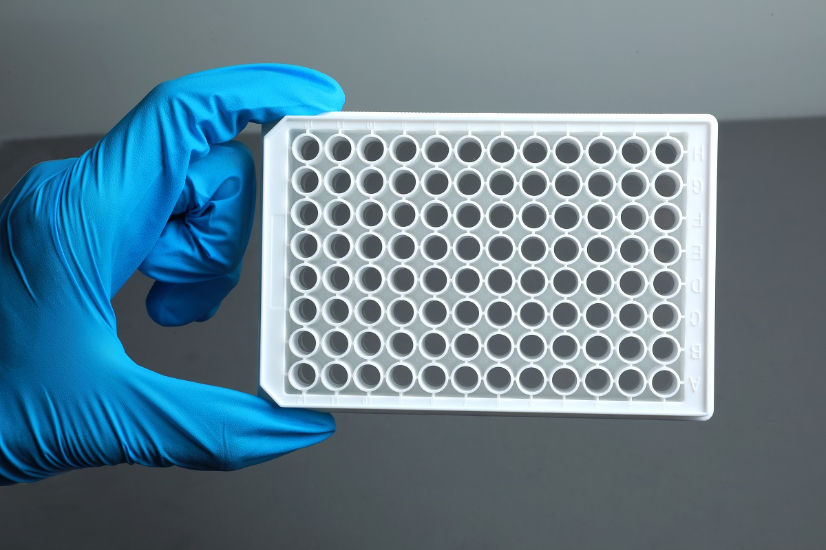 尖底 vs. 圆底：一文搞定细胞培养板的选择