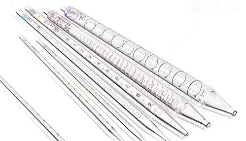 如何选择与正确使用血清移液管?规格与步骤全解析