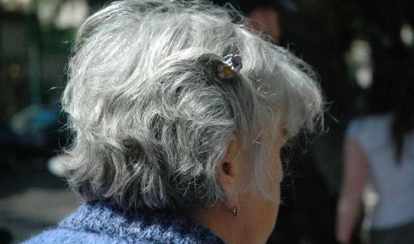 为何老年女性的健康不如老年男性？