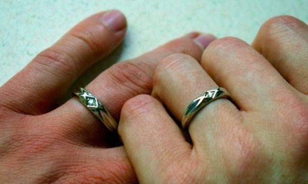 【前沿资讯】LoS Genet：夫妻相从何而来？可能是基因相似！