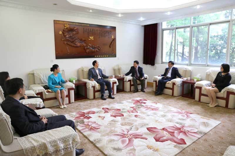 美捷登-同济医学院海外校友总会奖学金颁发仪式成功举行