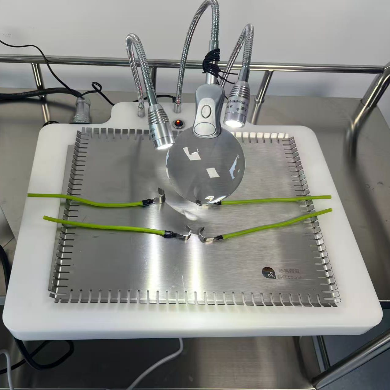 大小鼠恒温手术解剖板