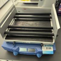 德国艾卡KS 260 basic 型 圆周振荡摇床