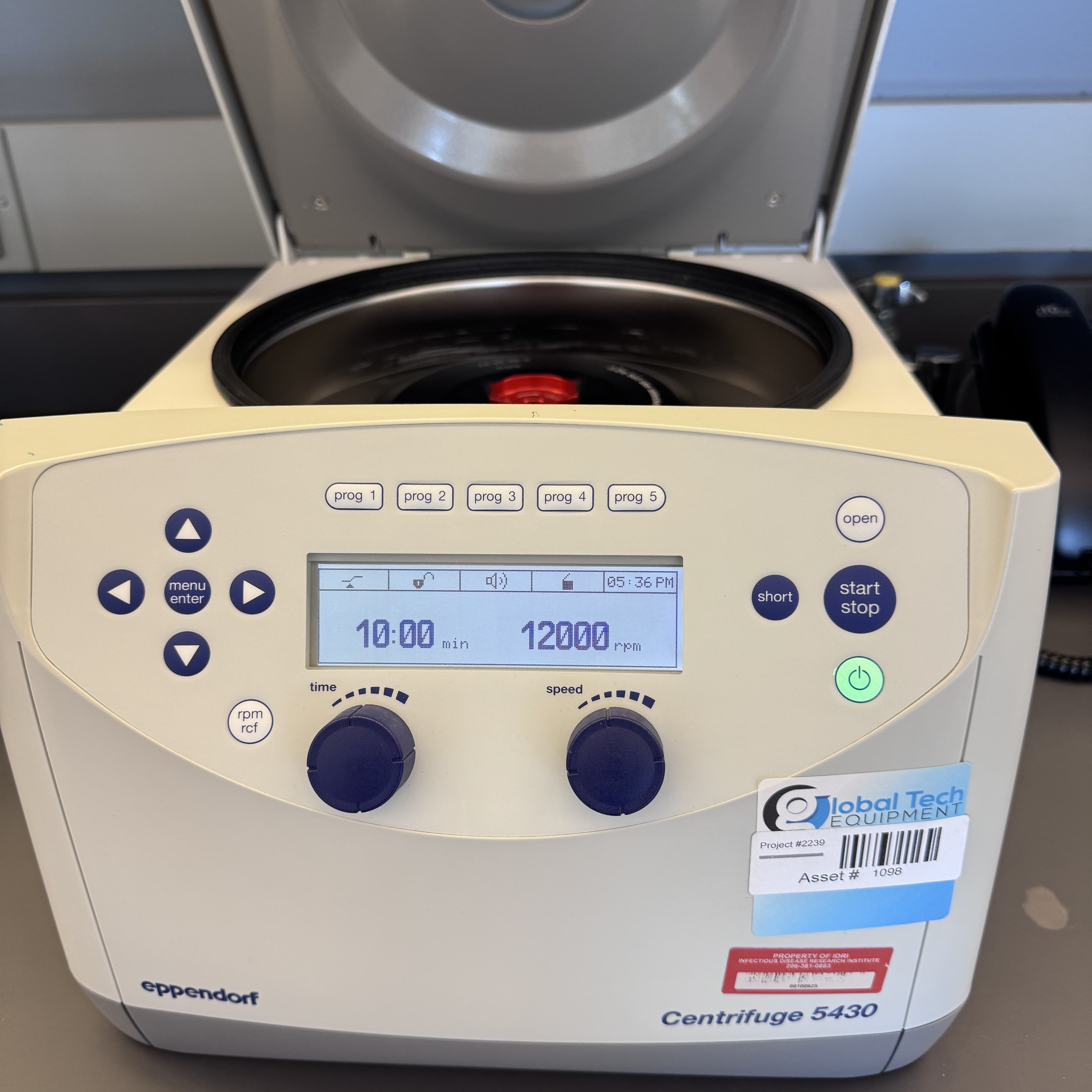 艾本德 5430 离心机，配 FA-45-48-11 转子和转子盖