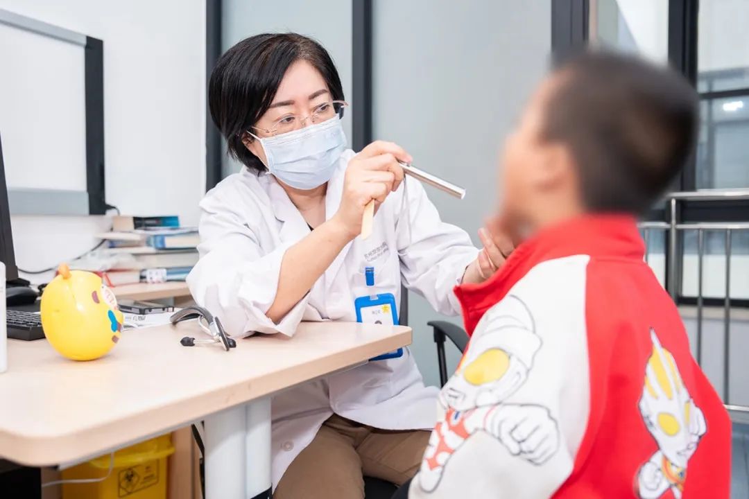 【医生风采】儿科主任史琳：真诚换真心 爱心赢童心