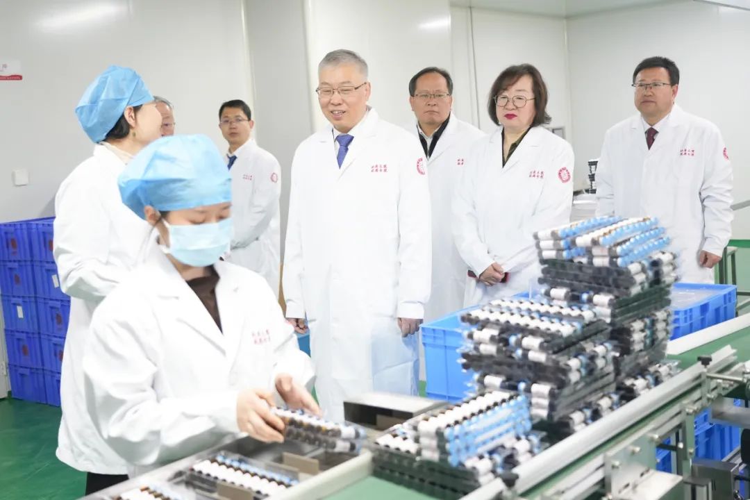 北医三院党委书记金昌晓一行调研指导医院工作并开展公立医院高质量发展培训会
