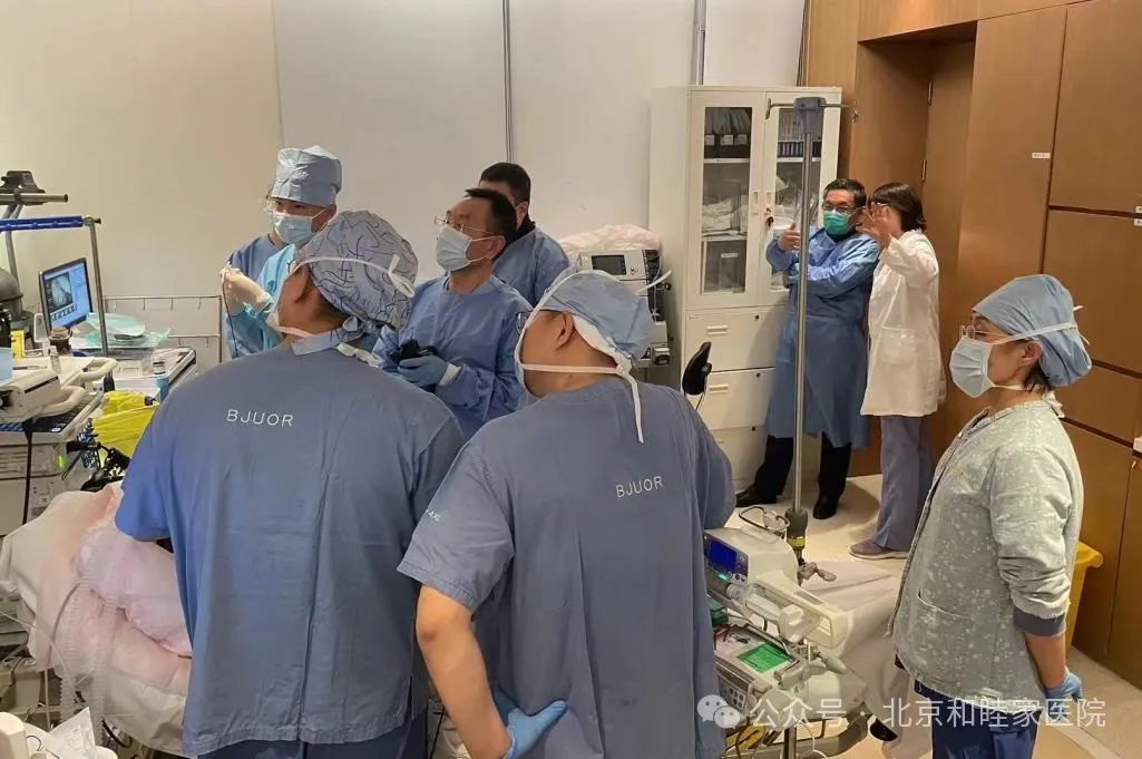 破解高龄手术难题 北京和睦家医院「内镜外科」治疗先行