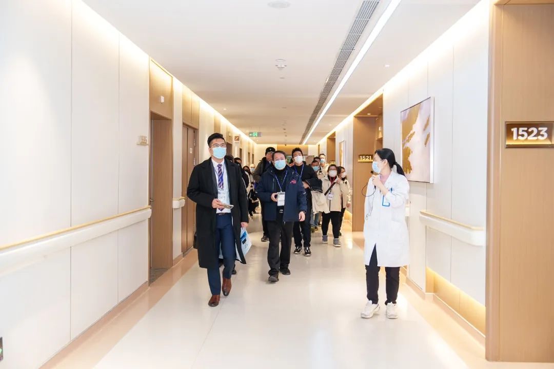 台科大 EMBA 师生参访苏州京东方医院