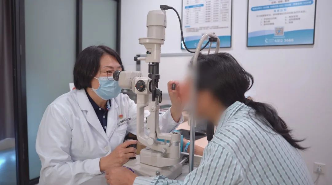 1400 度近视！个体化治疗从「看得见」到「看得清」