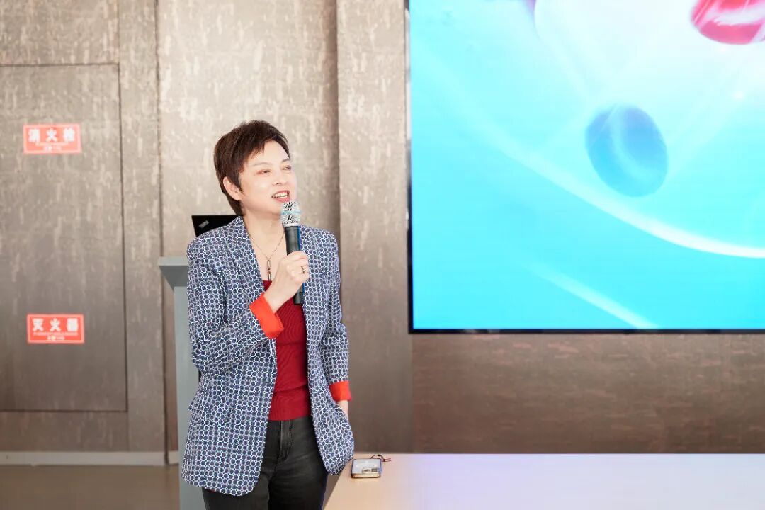 国家血液内科专业医疗质量控制中心（筹）中心主任黄晓军教授率专家团队莅临陆道培医院调研指导并参观新院区