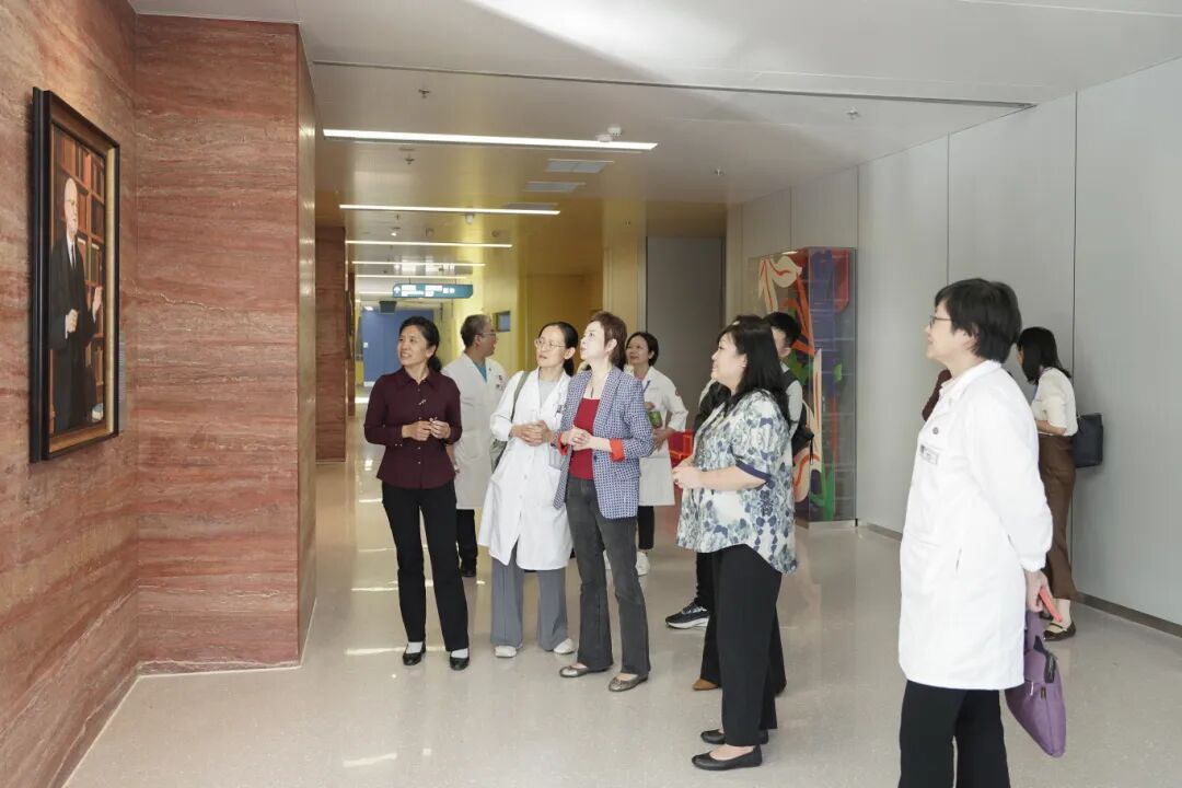 国家血液内科专业医疗质量控制中心（筹）中心主任黄晓军教授率专家团队莅临陆道培医院调研指导并参观新院区