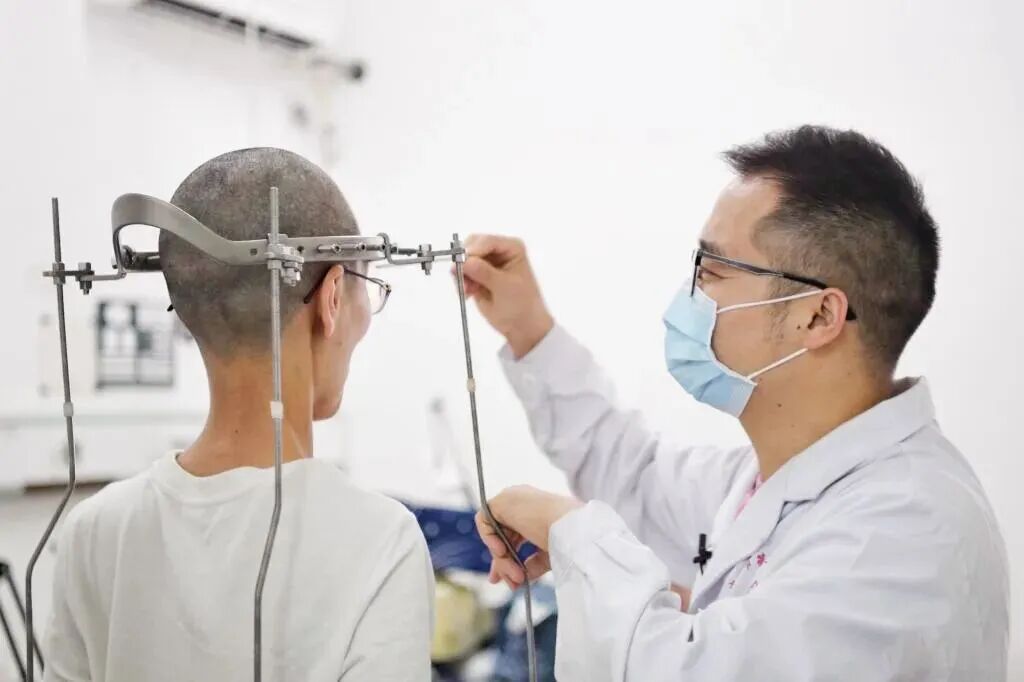 重磅预告 | 感动中国年度人物梁益建教授亲诊苏州京东方医院！