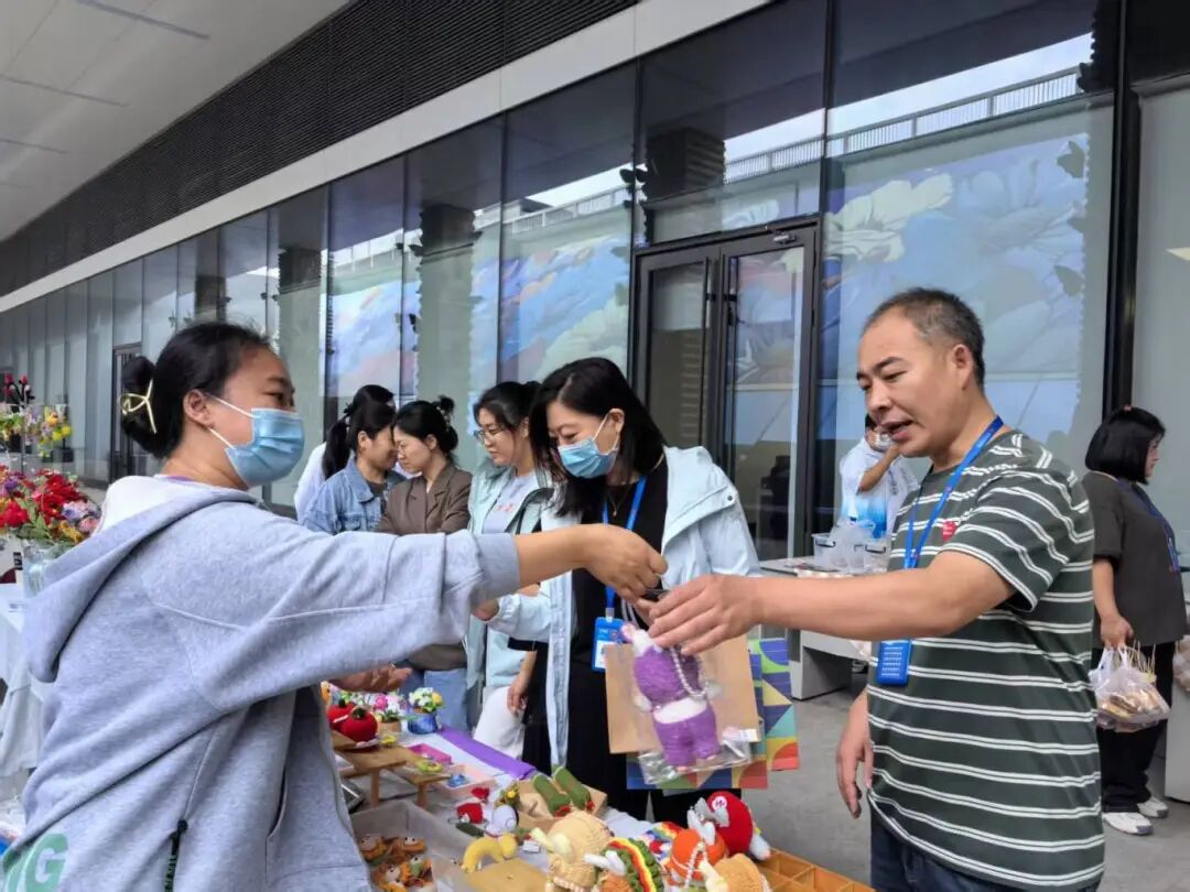 以爱为名，以「培」相伴：陆道培医疗集团系列人文活动温暖启幕，共筑有温度的医疗家园