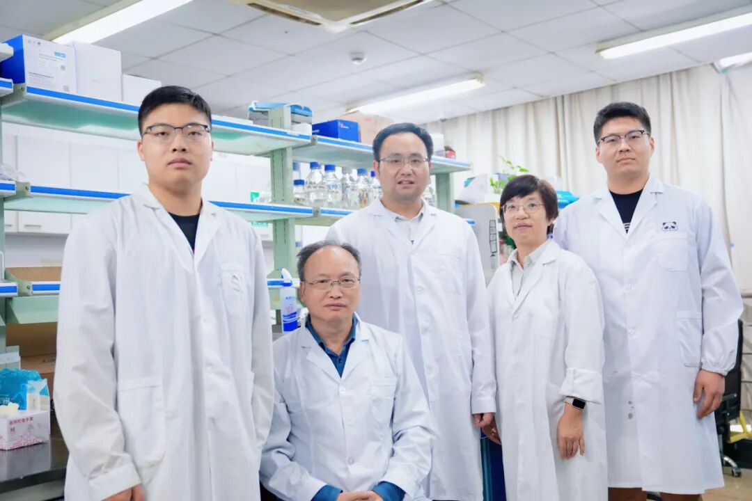 华东师范大学最新 Nature!或改写教科书